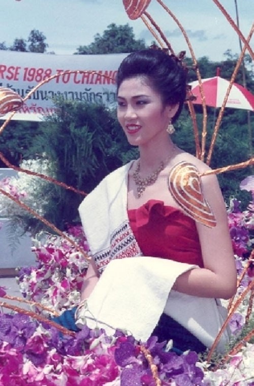 Chum anh tuoi tre cua cuu Thu tuong Thai Lan Yingluck-Hinh-9